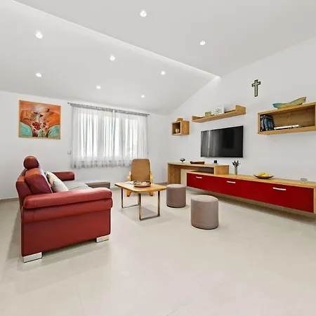 Villa Monte Uliveto By Istrialux *